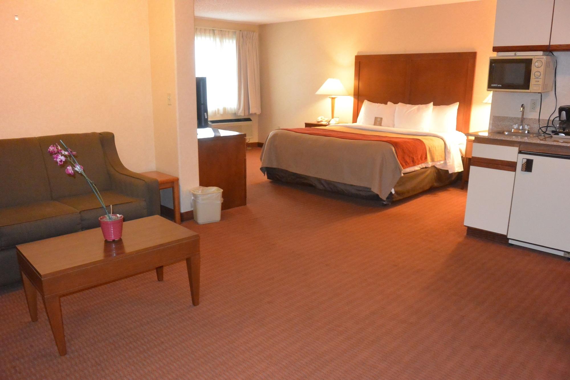Comfort Denver Southeast Area Inn 3*