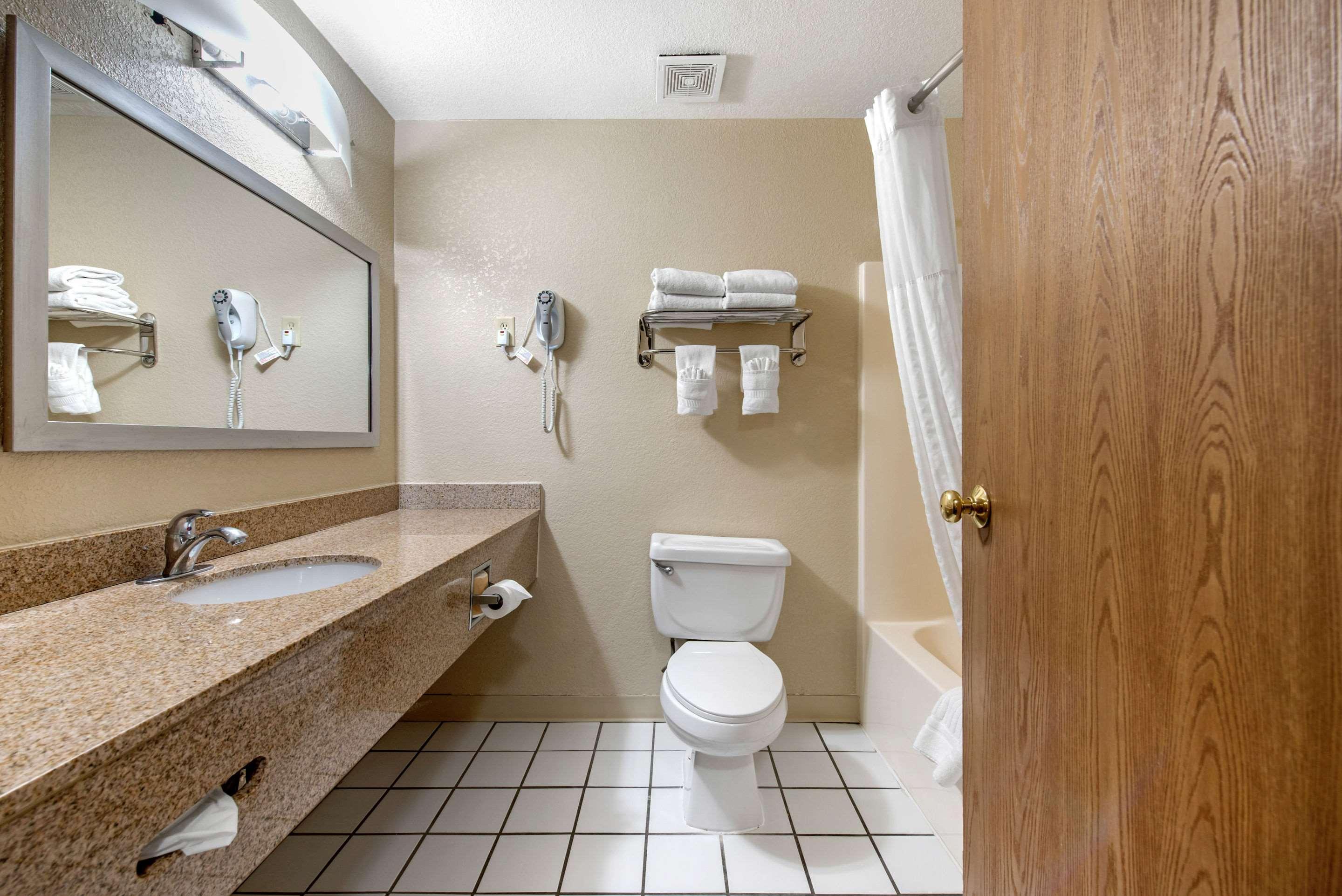 Comfort Denver Southeast Area Inn